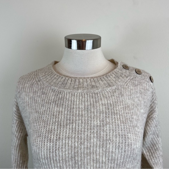 Vince Camuto Cream Tan Button Accent Knit Long Sleeve Sweater Women XS - Picture 3 of 7